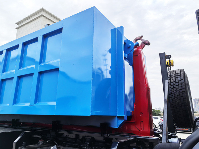 Hook loader garbage truck Beiben
