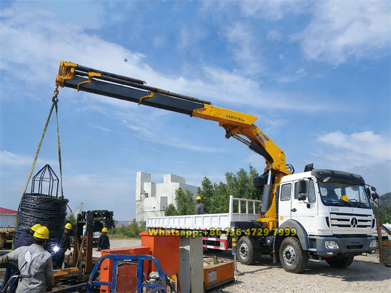 Beiben 8×4 16-ton knuckle crane truck