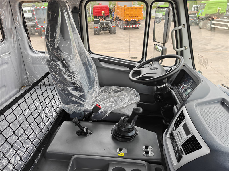 Beiben truck mounted hydraulic crane