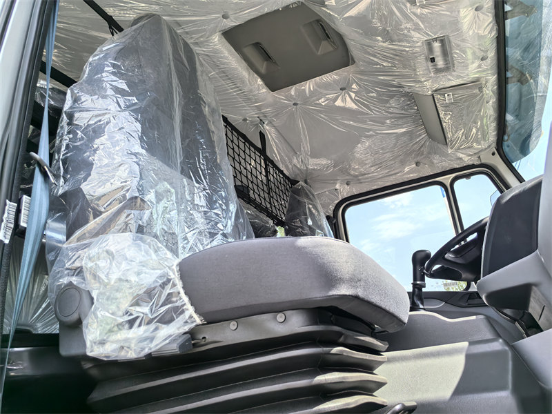Beiben NG80 420HP 6×6 chassis