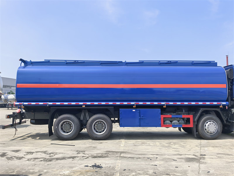 Beiben 12 wheels fuel transportion truck