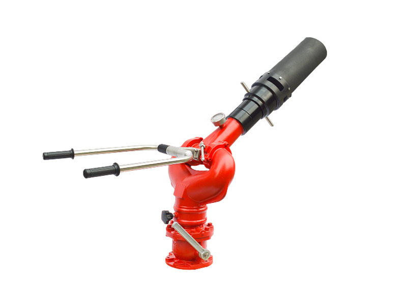 Beiben 4×2 8000L water foam fire vehicle