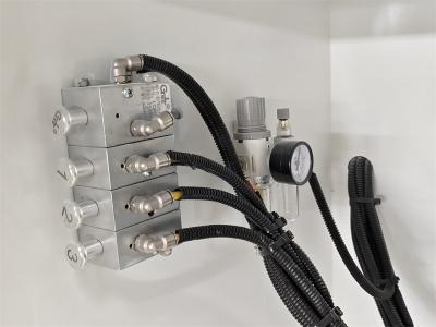 مقطورة صهريج وقود سعة 45000 لتر تابعة لشركة البترول الوطنية النيجيرية